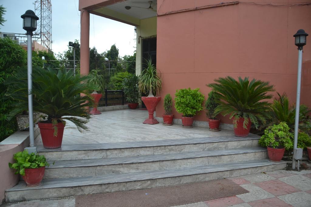 Hotel Shrinath Palace Orchha Exterior photo
